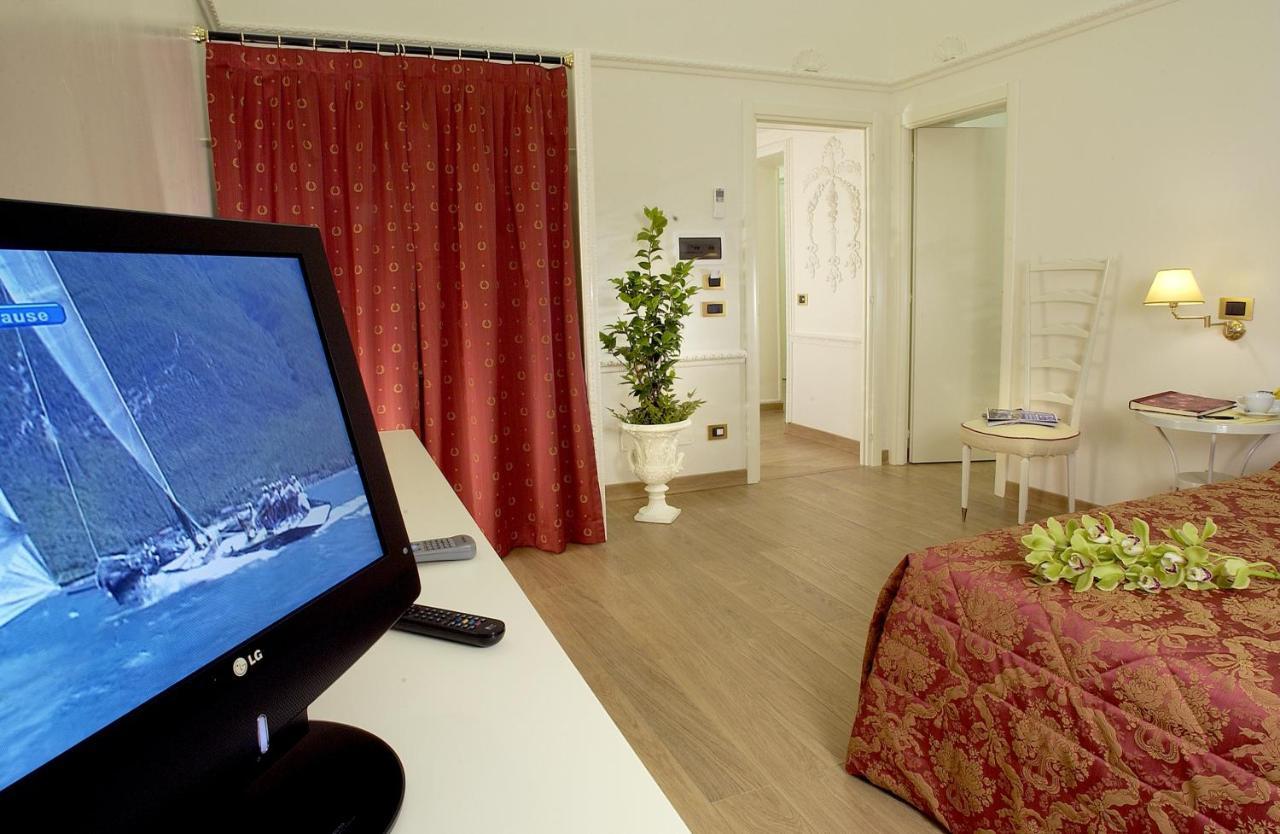 Suites Rome Extérieur photo