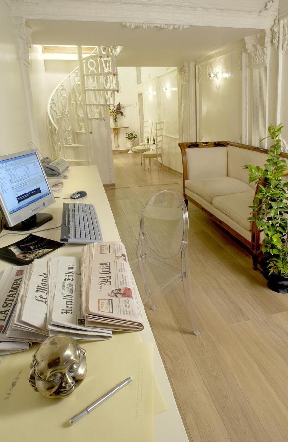 Suites Rome Extérieur photo